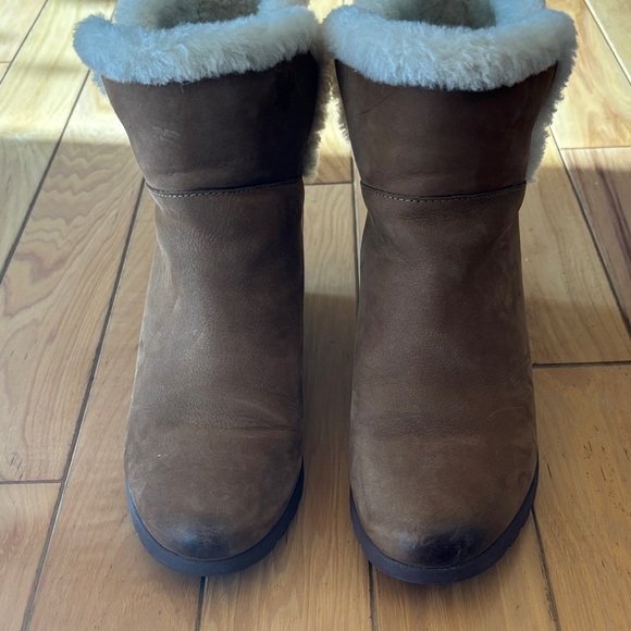 UGG Women's Tan Wedge Boots with Cream Lining - Picture 7 of 9